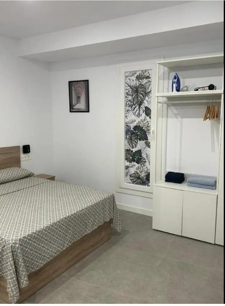 Estupendo Piso A 5 Min De La Estacion De Bus Y Tren Maria Zambrano Apartment Malaga Spain