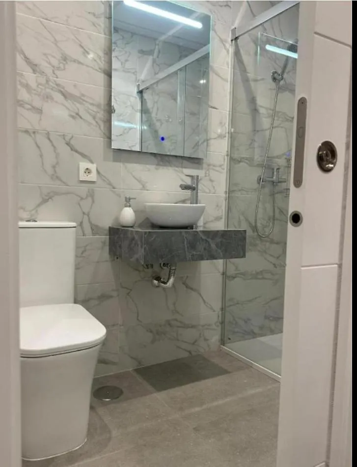 Apartamento Estupendo Piso A 5 Min De La Estacion De Bus Y Tren Maria Zambrano Málaga