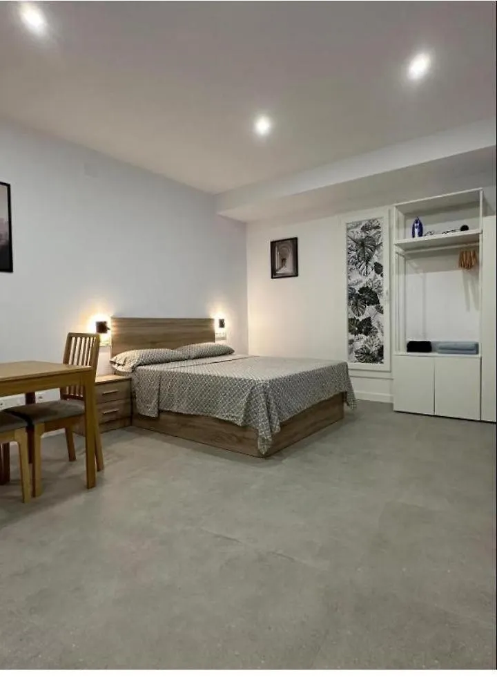 Apartamento Estupendo Piso A 5 Min De La Estacion De Bus Y Tren Maria Zambrano Málaga