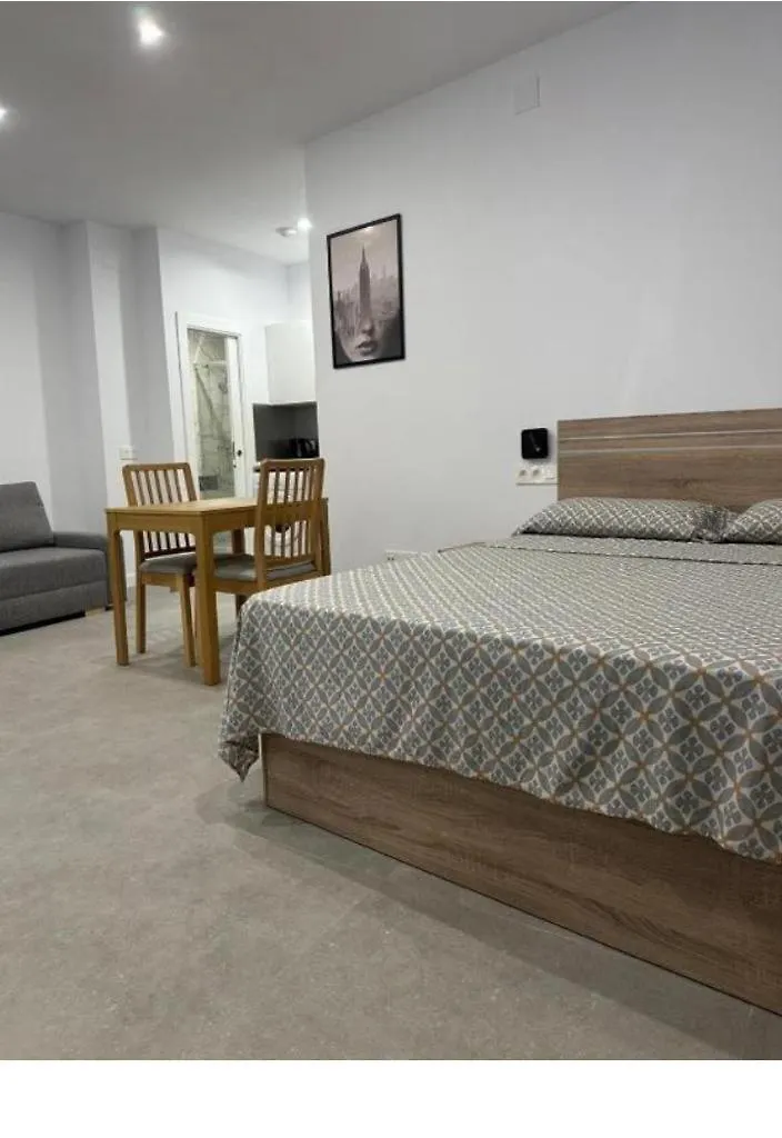 Apartamento Estupendo Piso A 5 Min De La Estacion De Bus Y Tren Maria Zambrano Málaga España
