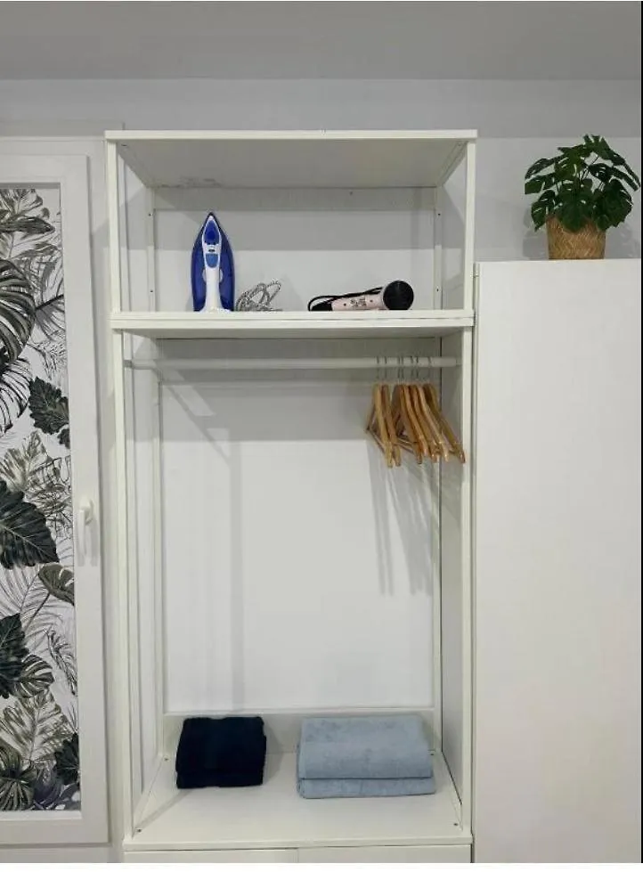 Apartamento Estupendo Piso A 5 Min De La Estacion De Bus Y Tren Maria Zambrano Málaga 0*,  España